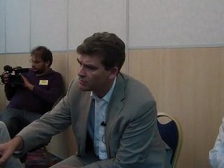 Arnaud Montebourg - itw par leftblogs - La démondialisation comment ?