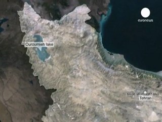 La piazza ecologista sfida Teheran in difesa del lago di...