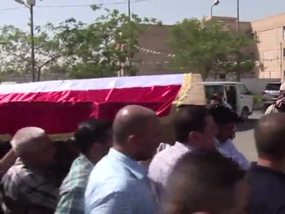 Iraque enterra mortos