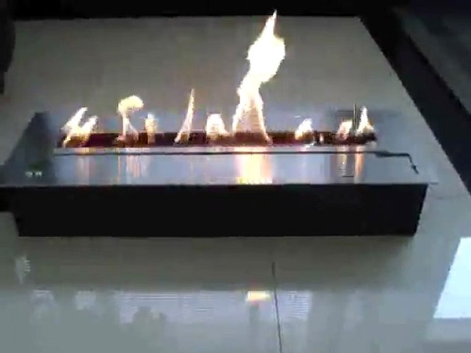 Bio ethanol brander op afstand bediende. Elektronische ethanol brander A-FIRE