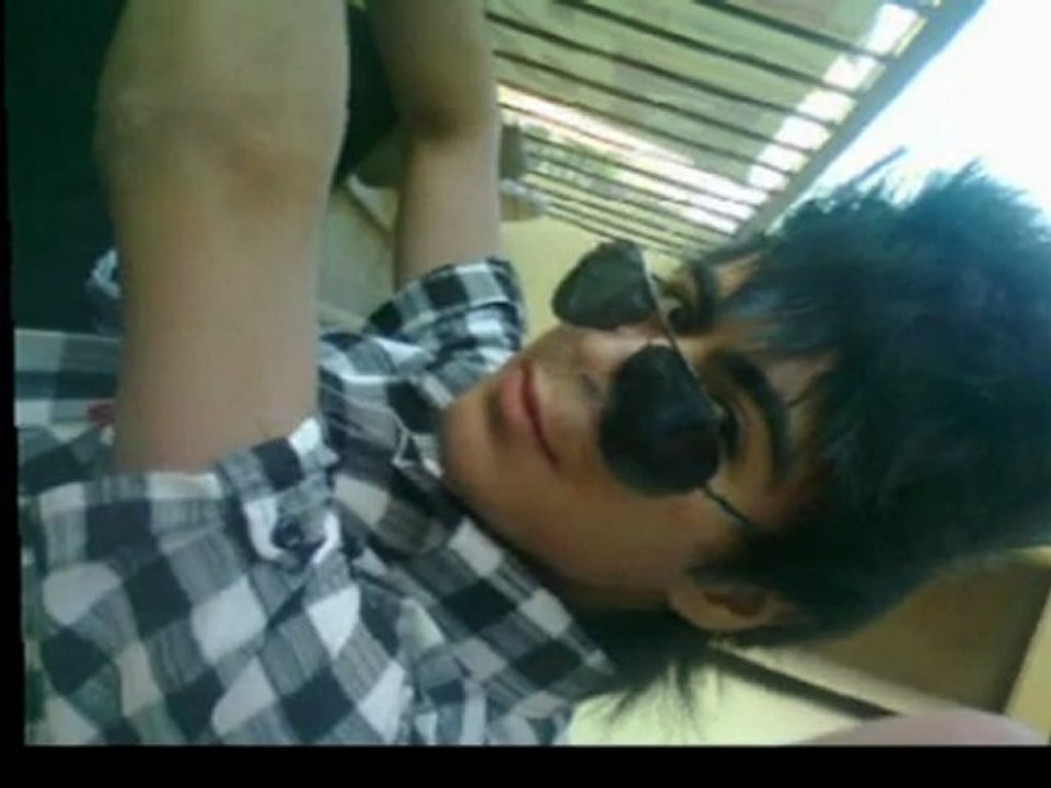 38 BozKuRT Ft DamLa ARaR oLdum GözLeRini New Track 2011