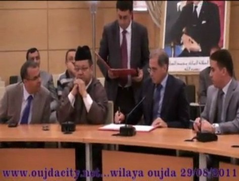 مشكل تجار سوق مليلية المنكوب يجد طريقه الى الحل / توقيع اتفاقية بين جمعية تجار سوق مليلية ورئيس الجماعة الحضرية ، والمكتب الوطني للكهرباء و