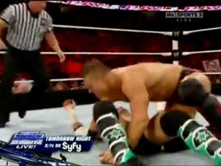 desitvforumz.com.wwe.raw.8.29.11.part_4