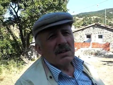 TAŞOVA YAYLADİBİ KÖYÜ BAYRAM SABAHI KAHVALTIDA BULUŞTU- haberamasya.com