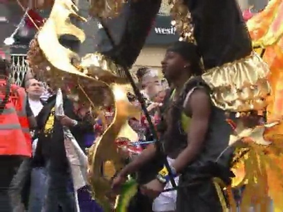 Heiße Rhythmen mit Polizeischutz: Karneval in Notting Hill