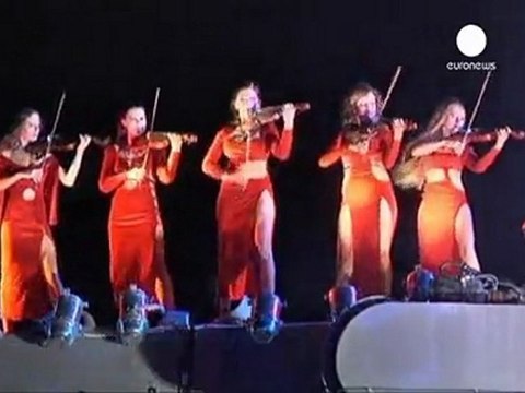 Russia: Putin inaugura la campagna elettorale