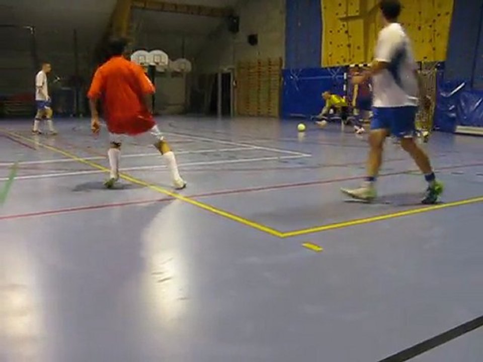 match amical vs mfc 4 brothers 29 aout 2011 009