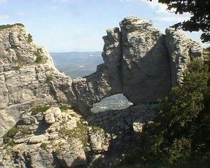 Forêt de Saou – Rocher de la Laveuse 1376 m – Diois