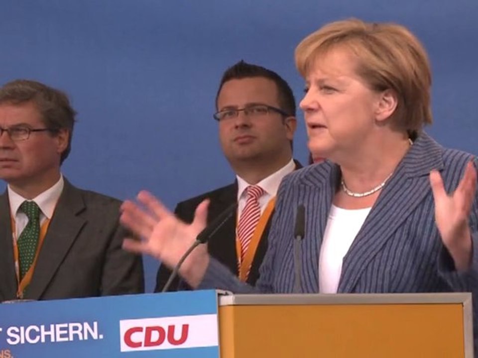 Merkel kämpft in Schwerin um Wählerstimmen