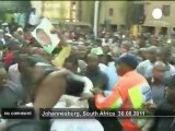 South Africa: violent clashes erupt outside... - no comment