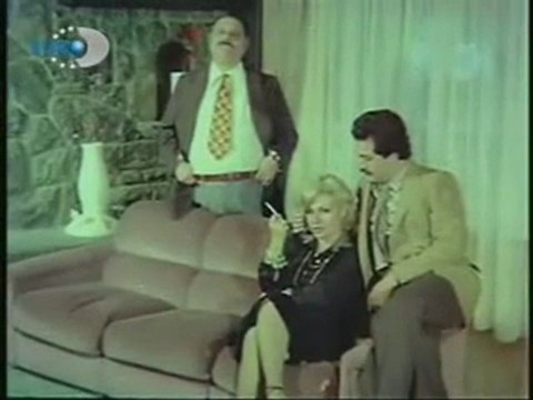 Küskün Çiçek -2- Türkan Şoray - Cüneyt Arkın