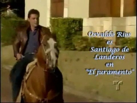 OSVALDO RIOS Santiago y Andrea se banan en el rio