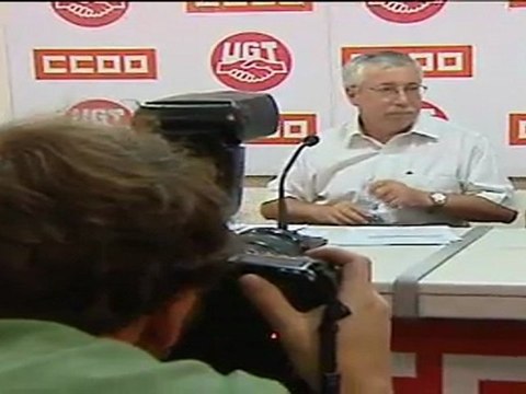 CCOO y UGT se movilizan contra la reforma que escora el navío de la Constitución a la derecha