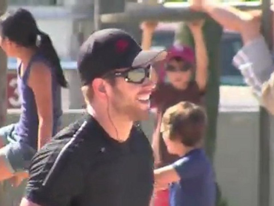 Twilight Star Lutz hält sich fit