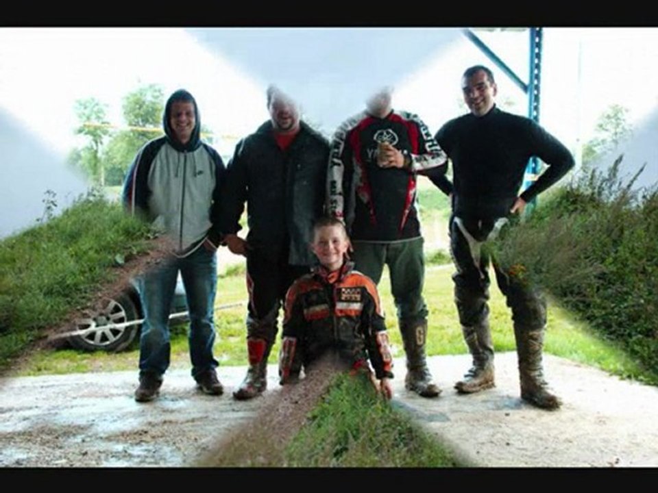 video de neuville aux joutes