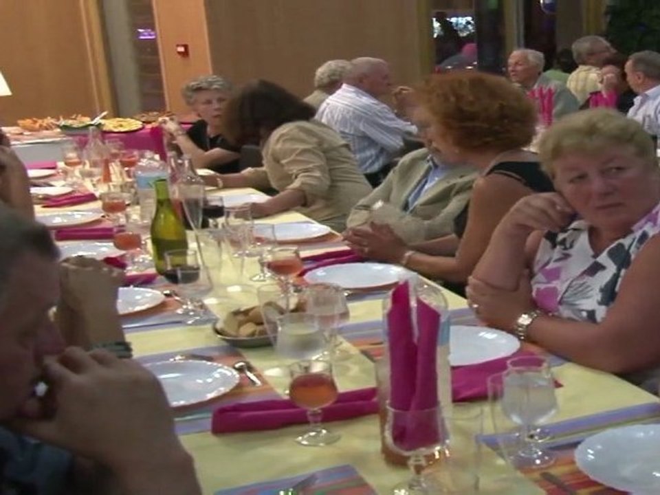 Bessan-Remich Lundi repas du comité de jumelage (Fête locale)