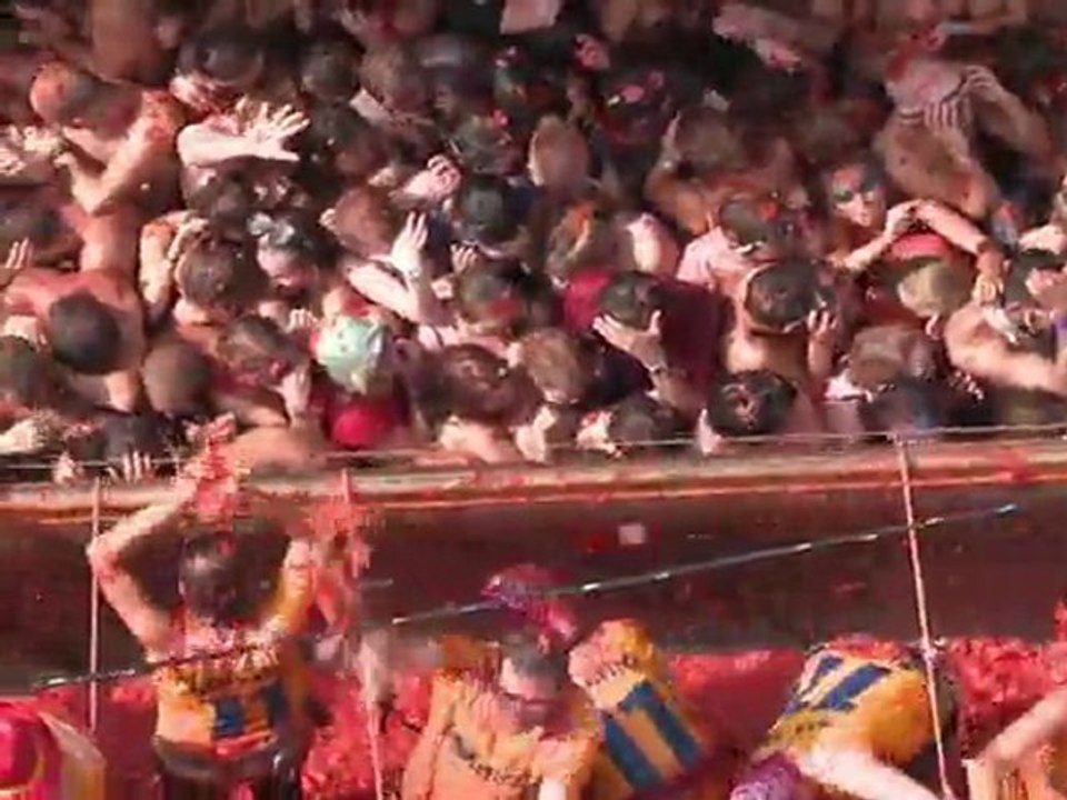 Quatsch mit Soße: Tomatenschlacht im spanischen Buñol