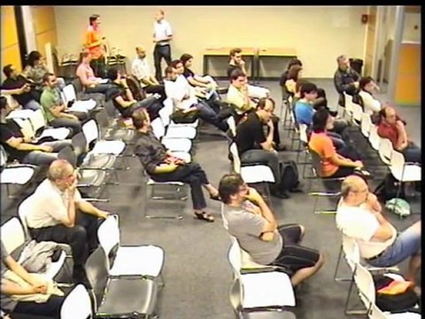 Ubuntu Party 11.04 - Les grandes batailles autour du Logiciel Libre par Jeanne Tadeusz