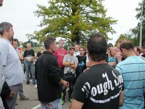 Grève chez Terex Cranes à Saint-Vallier (France) : partie pour un quatrième jour ! (1/09/2011)