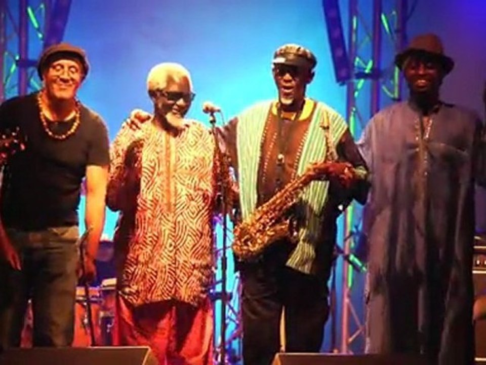 Ablaye Thiossane - [ Interview + Live]