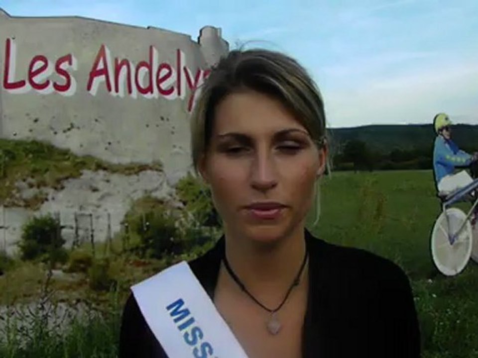 JULIETTE BENARD MISS HIPPODROME DES ANDELYS