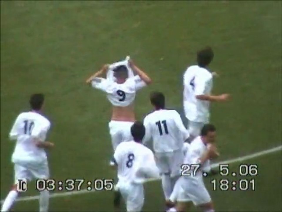 But coup-franc KARIM BENZEMA Gambardella 2006 face à Strasbourg