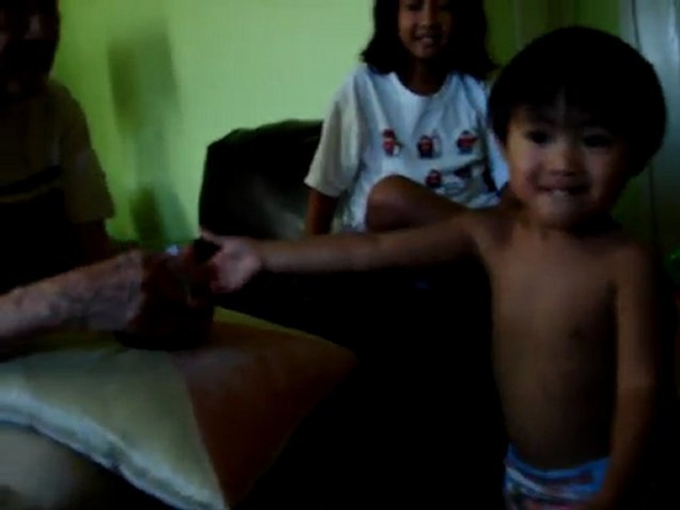 BATANG TINDERO NG BALOT