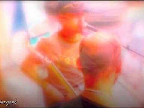 Petit Slap en Impro à la basse pendant la Balance du Sergent lors des soirées Acoustiques en Corse