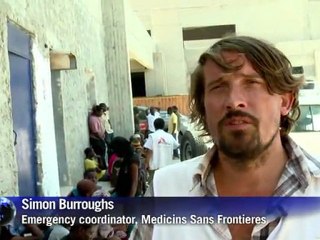 ويب-عمال ليبيا الافارقة يبحثون عن مخرج