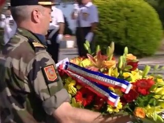 Une stèle en hommage aux combattants du 21e RIMa