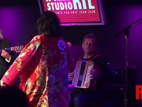 Maurane - Fais-moi une fleur en live dans le Grand Studio RTL