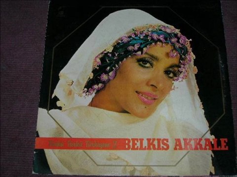 Belkıs Akkale - Bir Güzelin Aşığıyım Erenler