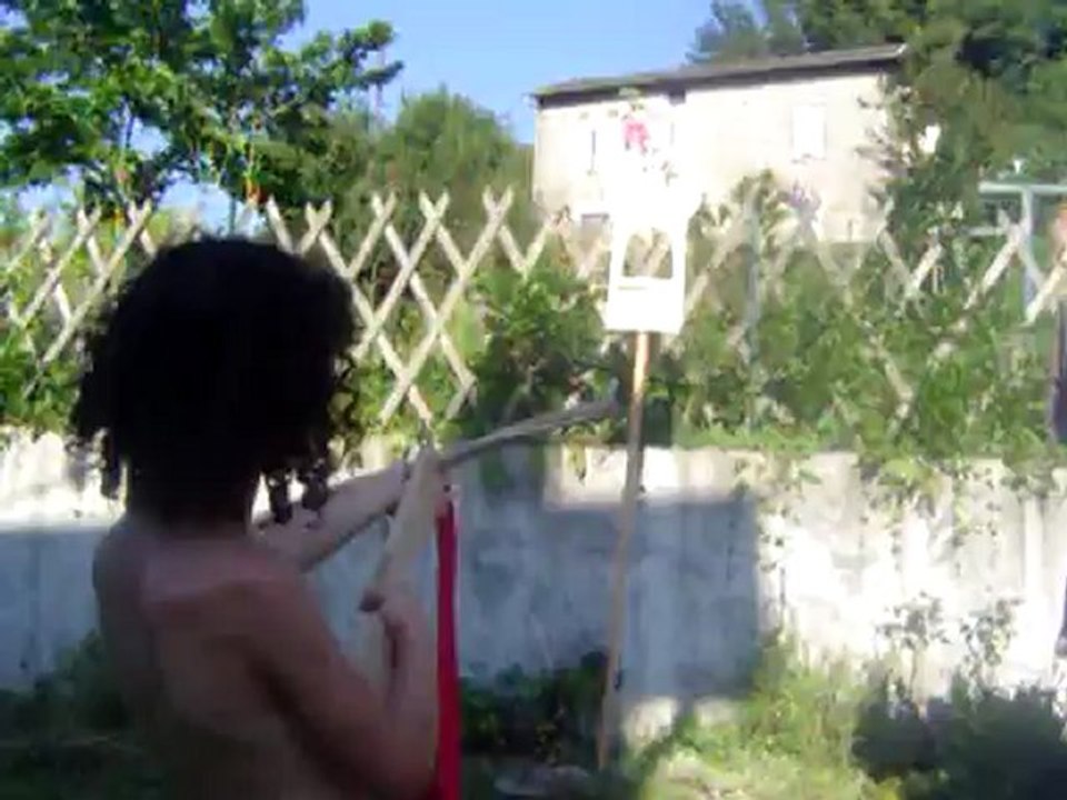 Essai cible pour tir à l'arbalète en bois