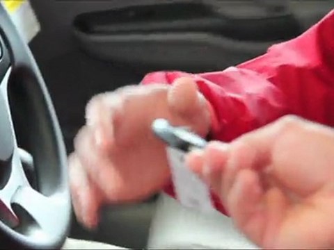 2012 Honda Civic Sedan Walkaround (Espanol)