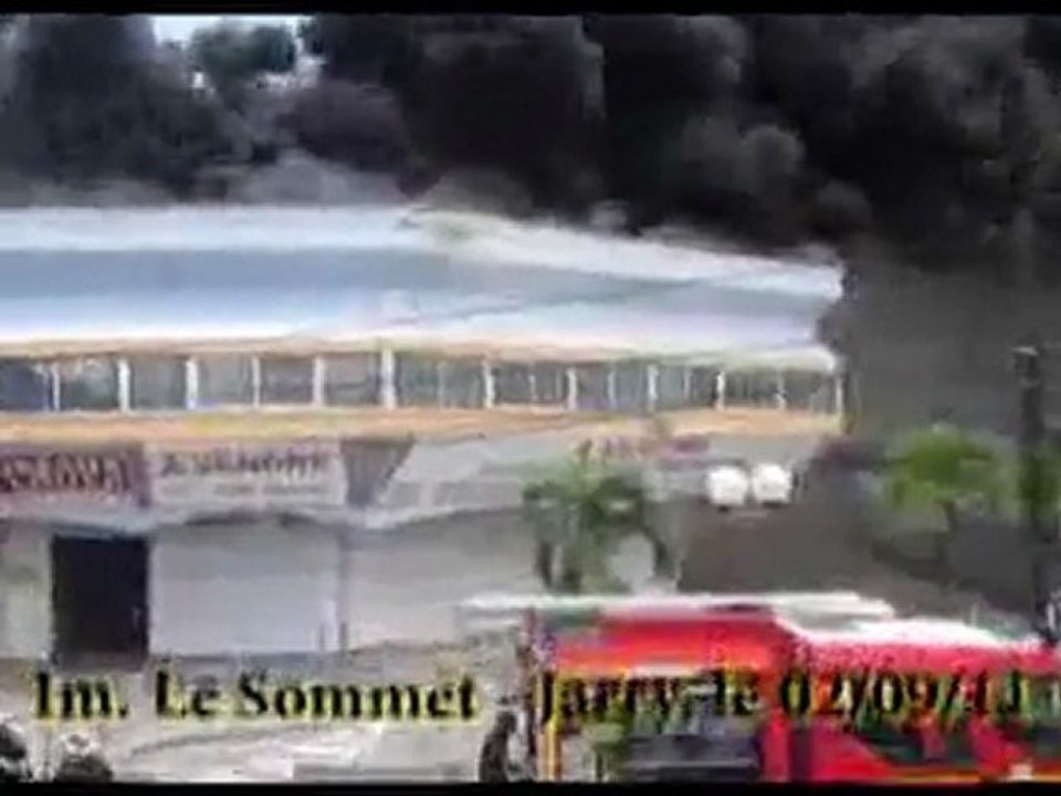 Immeuble le Sommet en Feu - JARRY 2011