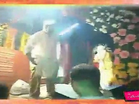 Salman Khan Dances On Ganesh Pooja With His Family At His Home