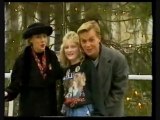 Kylie Minogue  & Jason donovan at christmas shopping  1988