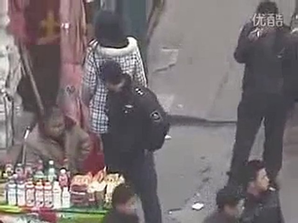 Ξυλάκια κινέζικου φαγητού για κλοπή