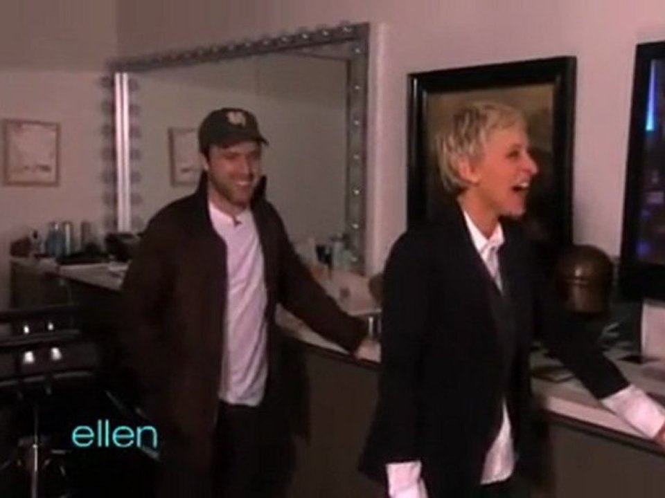 Hilarious Outtakes with Ellen and Andy czech subtitles