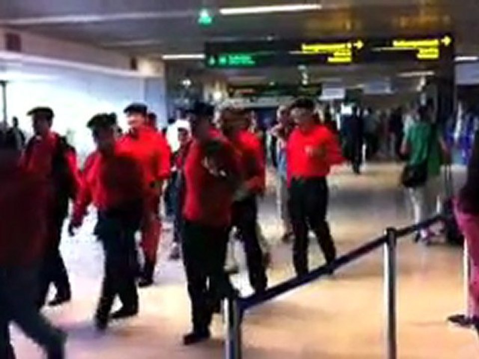 Départ Tahiti chorale aéroport