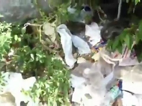 Aversa - Ancora irrisolta l'emergenza rifiuti nel parcheggio del Parco Pozzi