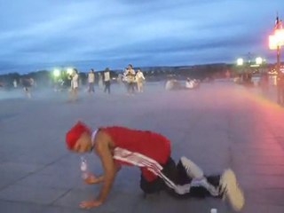 Street dance Funkyhousbreaker vs bottle's water Bordeaux 5 août 2011