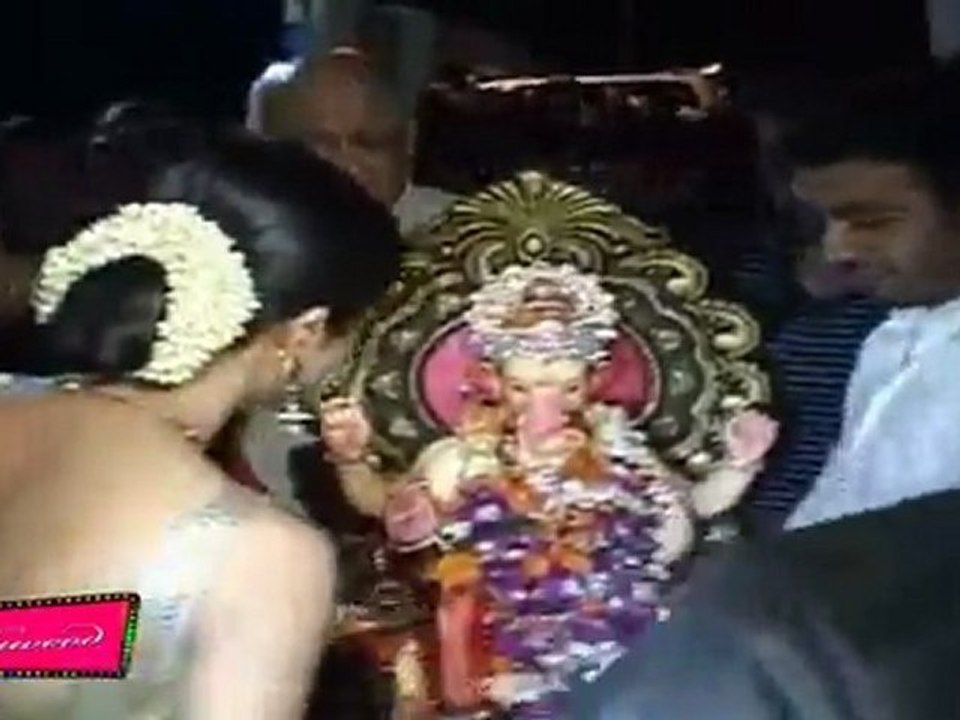Shilpa Shetty celebrate Ganesh Chaturthi with hubby Raj Kundra