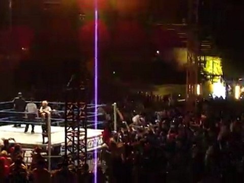 Entrée de Randy Orton dans les arènes de Nîmes !