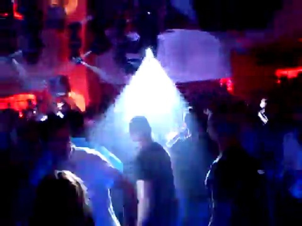 le JOY nimes 03/09/2001