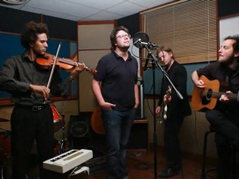 Fitzcarraldo Sessions - Les Méfiants (Froggy's Session)