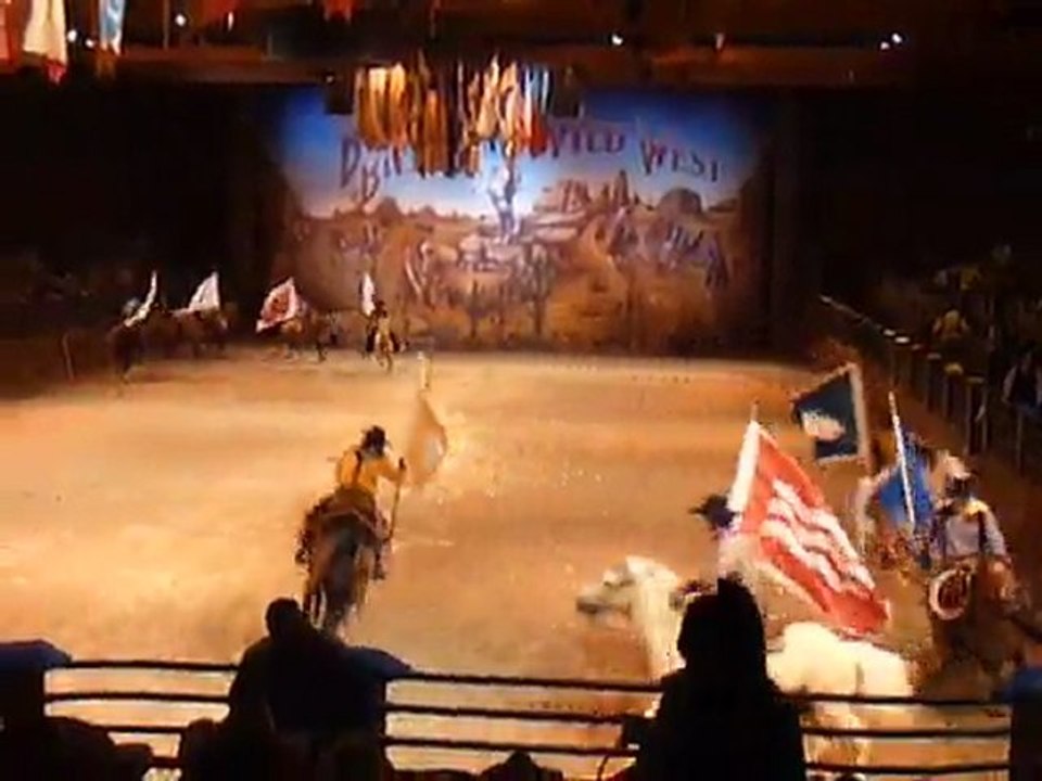 DISNEY VILLAGE : BUFFALO BILL'S WILD WEST SHOW