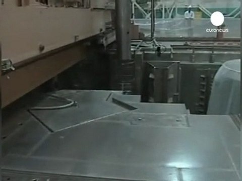 İran ilk nükleer enerji tesisini elektrik şebekesine...