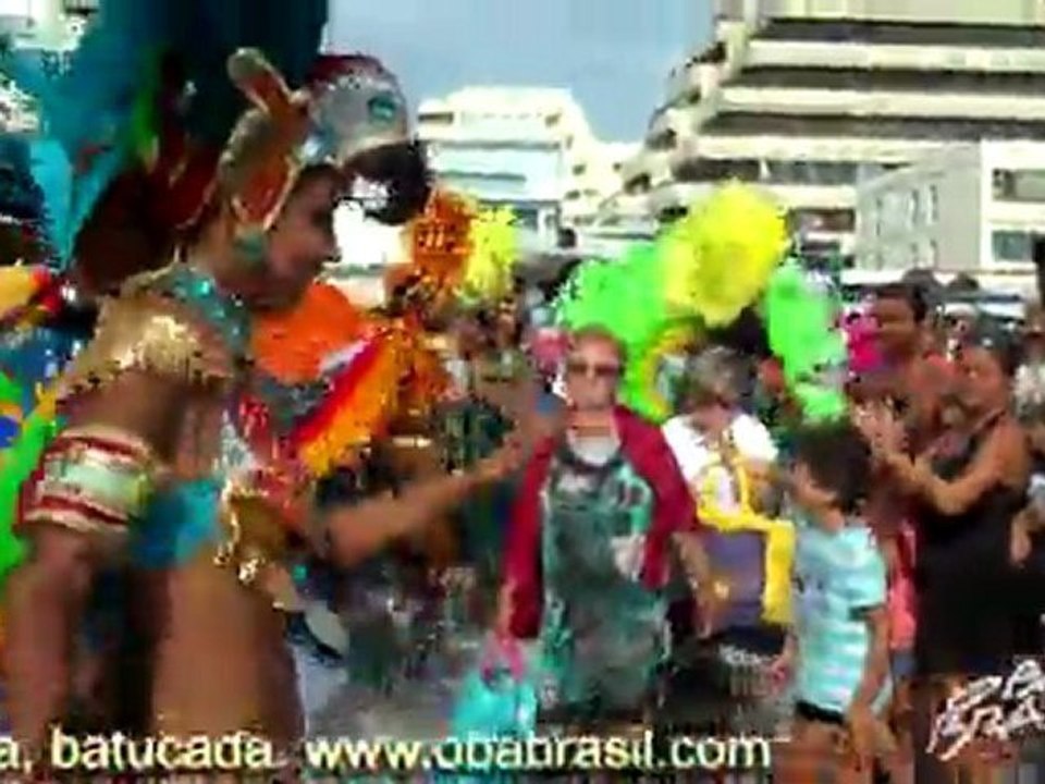 Carnaval brésilien défilé danseuse bresilienne