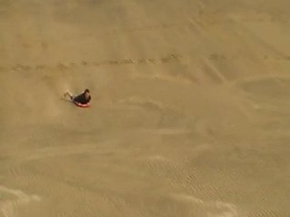 Chute Impressionnante en SandBoard